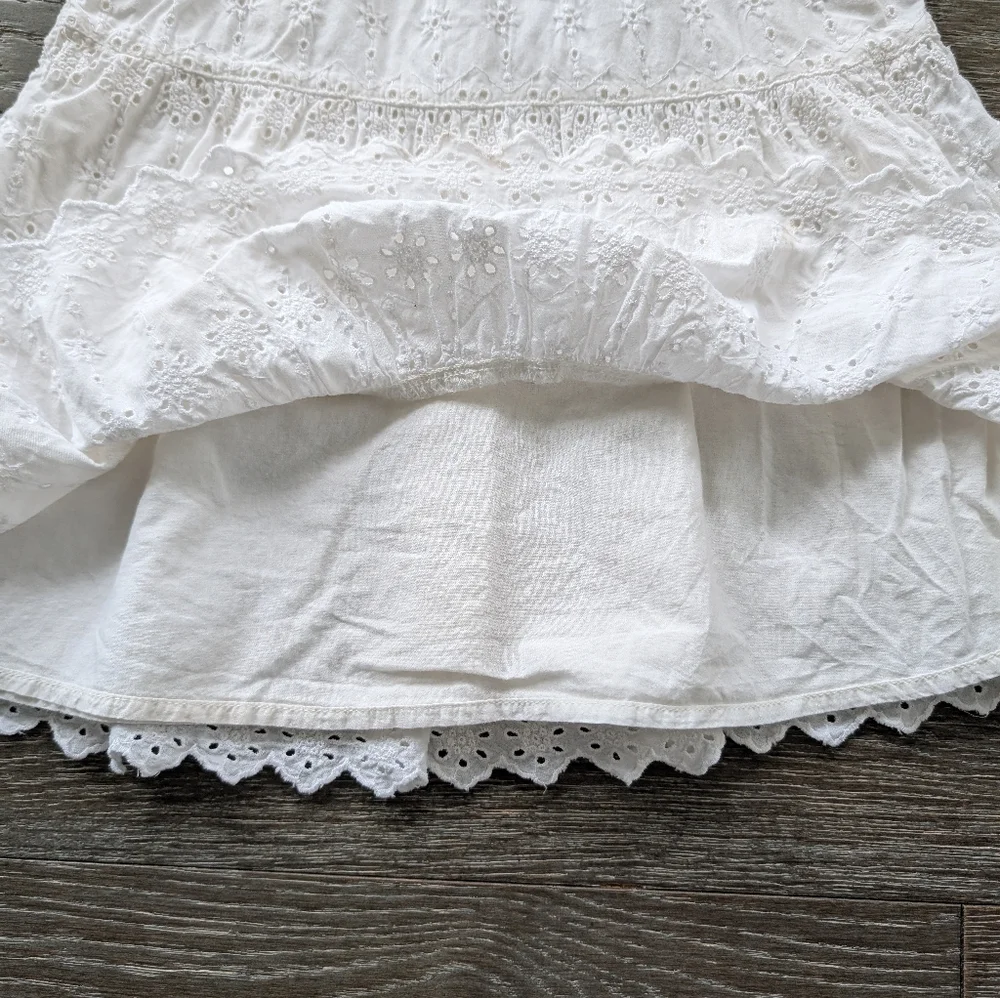 Baby Gap White Eyelet Dress with Green Bow Size 12-18 Months